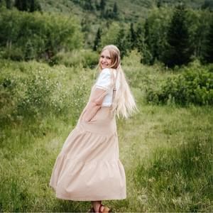 Meet your Posher, Emilee